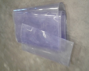 Curtain 400x4mm clear PVC 50m roll